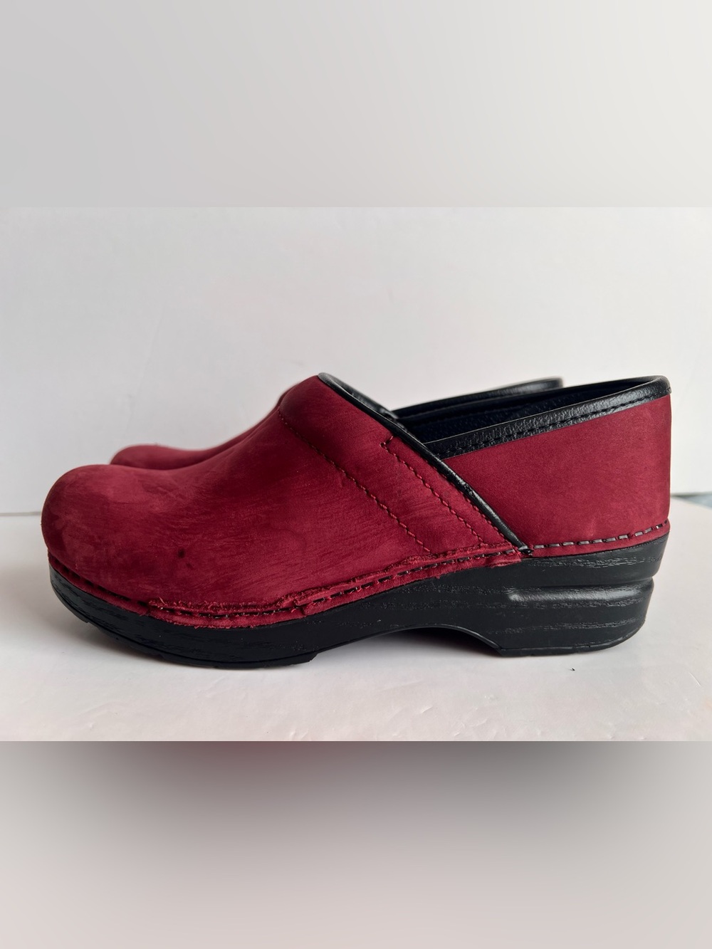 Dansko Professional Wine Milled Nubuck Bow Clogs - Size 38 (US 7.5-8)